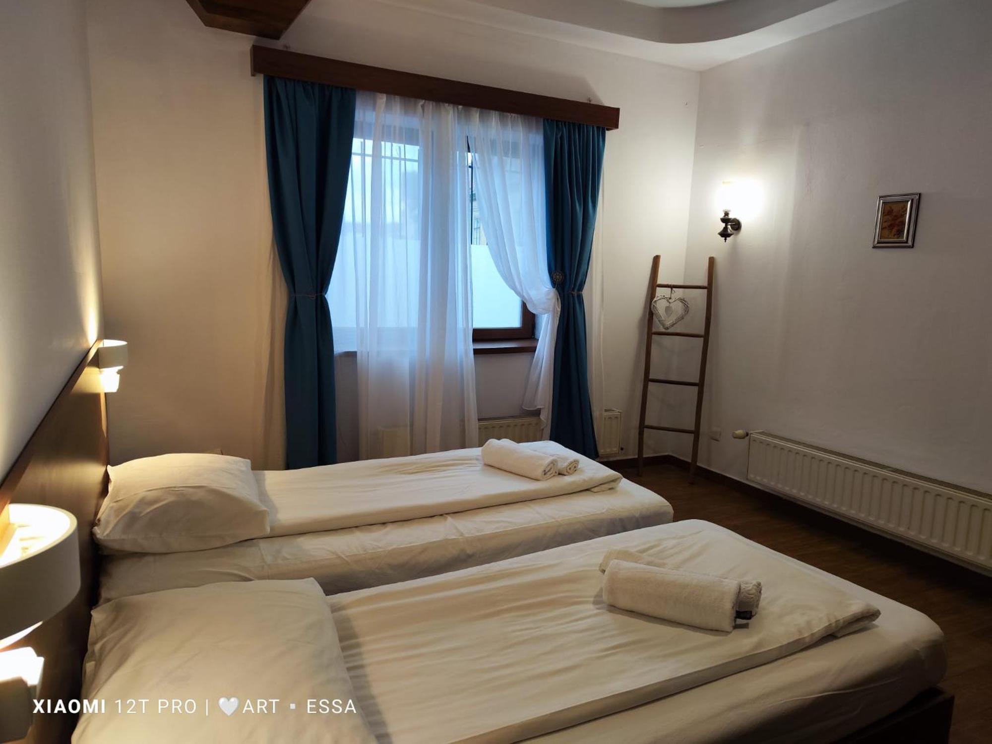 Pensiunea Buon Gusto Sibiu-Motorcyle Friendly,City Center Phòng bức ảnh